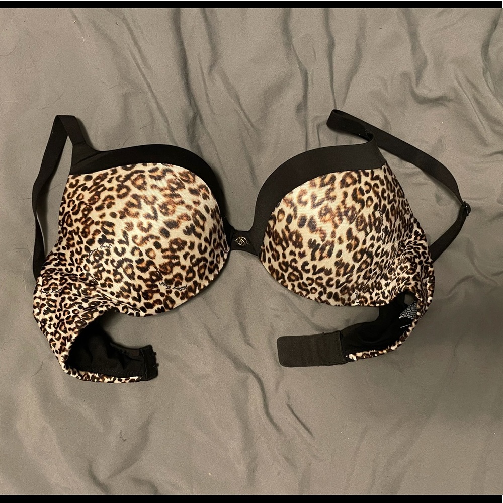 32C Victoria’s Secret bra